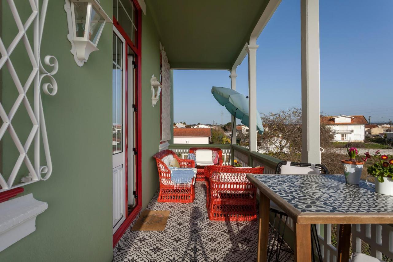Vintage Balcony Guesthouse オヴァール エクステリア 写真